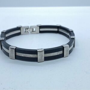 Stainless Steel Men's Bracelet with Black Silicon LInk